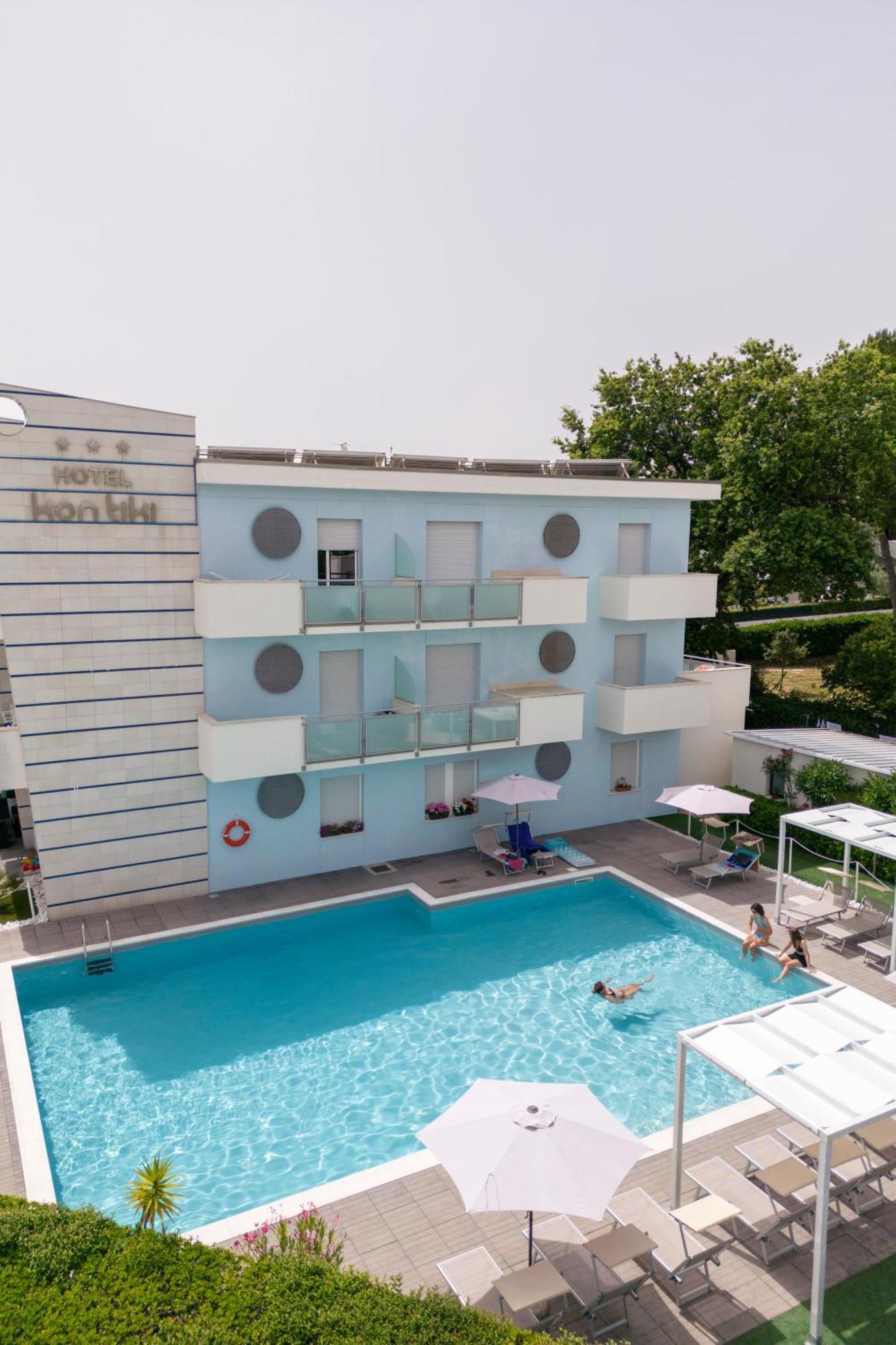 Hotel Kon Tiki Numana Exterior photo